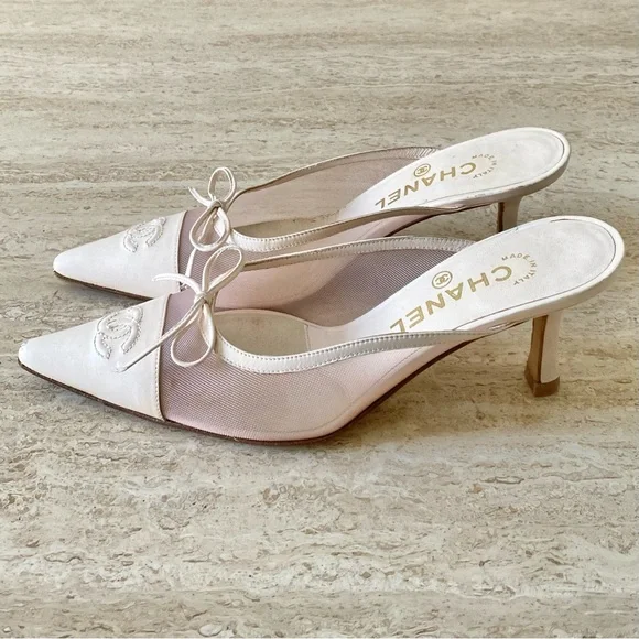 Vintage Chanel Mesh CC Bow Cap Toe Mule Heels - Picture 3 of 9